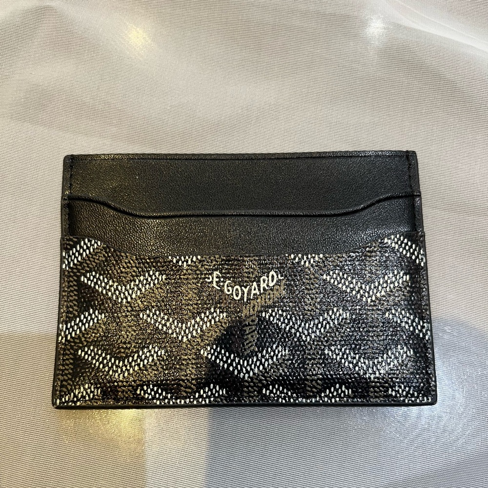 Goyard Black and White Card Wallet
